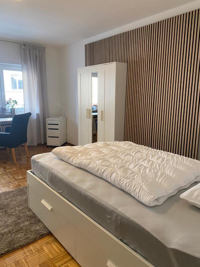 Moll -next To Congress Hall-city Center MHG